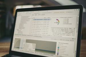 10 Best Web Hosting UK Services Pros Cons