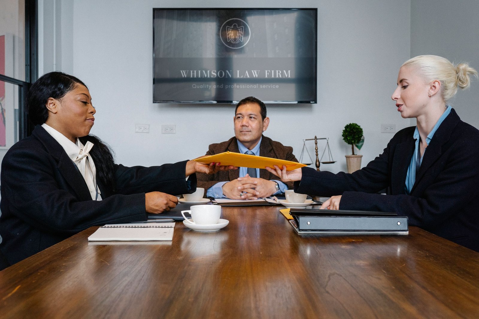 Navigating Borders: The Expertise of Immigration Lawyers at Herrera Law Firm
