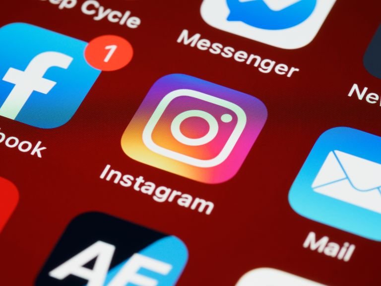 Getting Started with Instagram Ads (Guide)